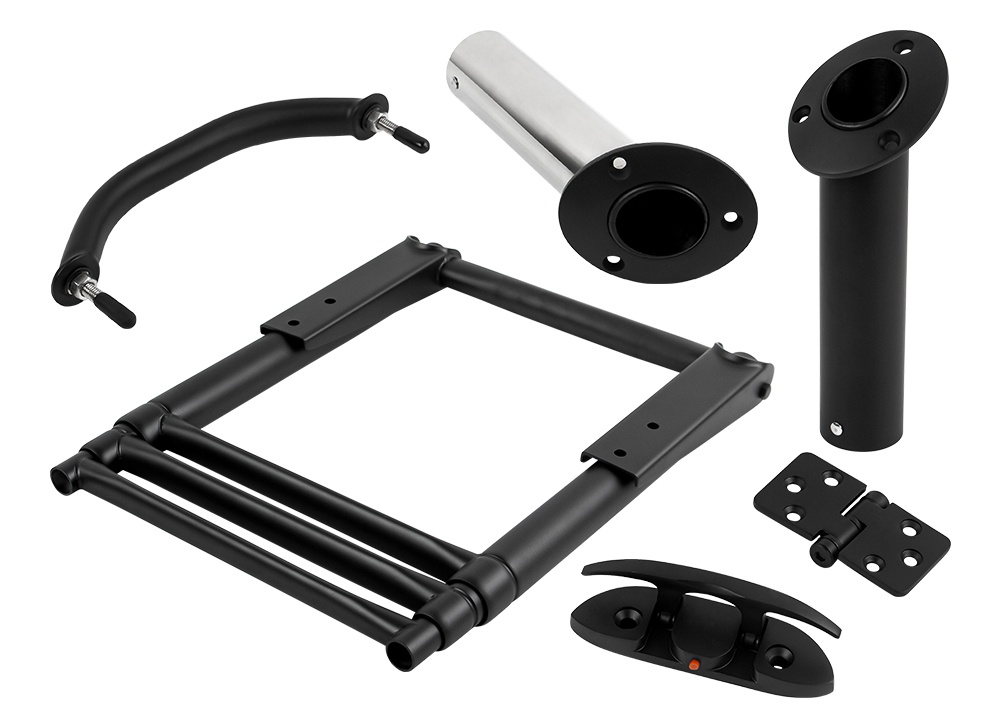 Novi deli strojne opreme Matte Black Marine